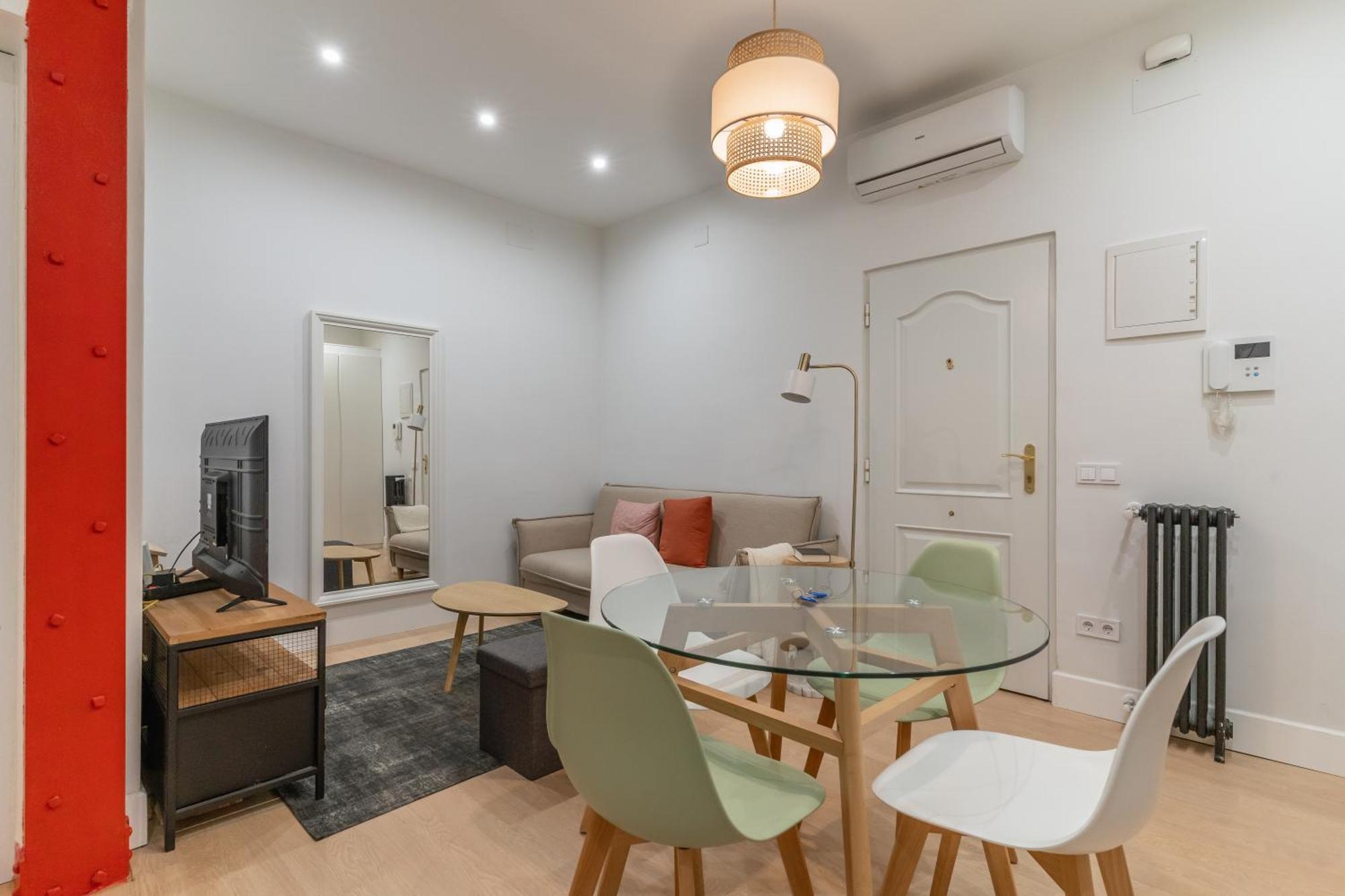Апартаменти Cozy And Central-1Bd 1Bth- Cortes Мадрид Екстер'єр фото