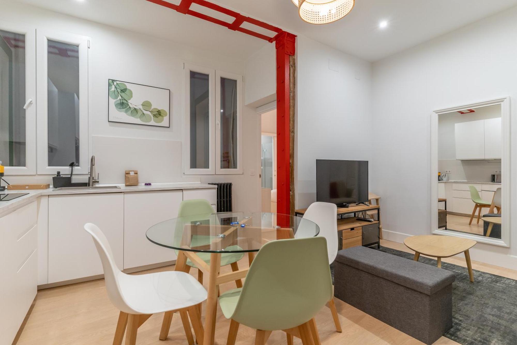Апартаменти Cozy And Central-1Bd 1Bth- Cortes Мадрид Екстер'єр фото